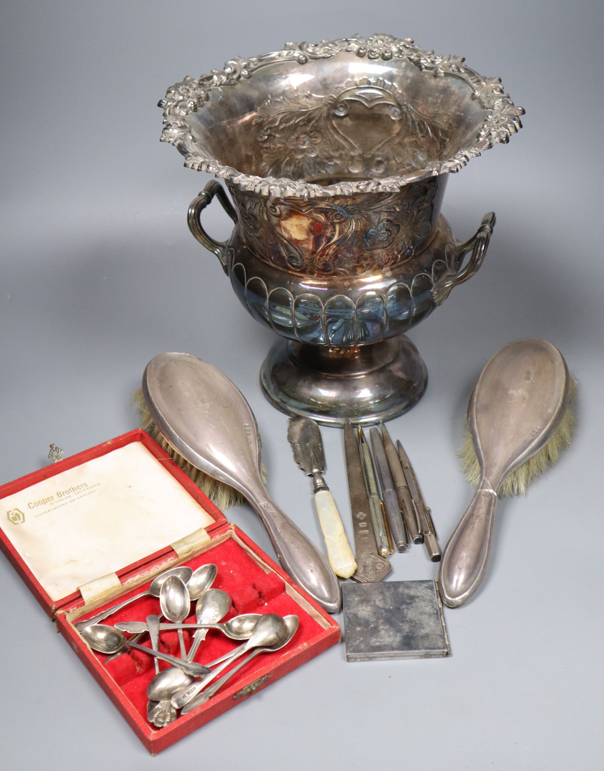 Mixed silver and plate including minor silver and plated flatware, two silver brushes, plated wine cooler etc.